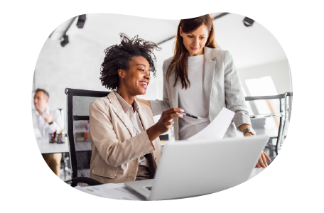 Content writer speaking with subject matter expert (SME) Content writer speaking with subject matter expert (SME)